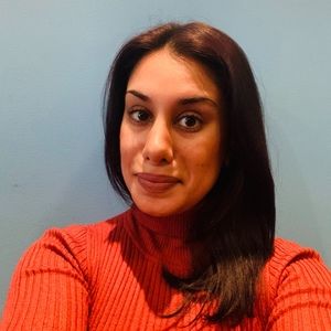 Meet your Posher, Sharifa